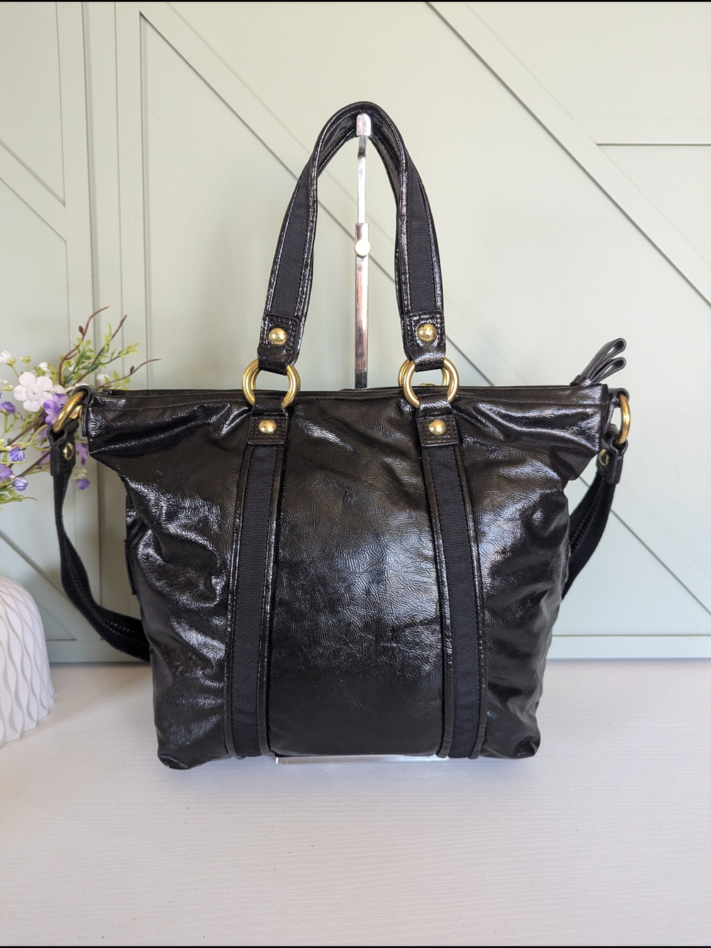Vintage Y2K-era Coach Poppy Daisy Liquid Gloss Black Patent Leather Tote - Picture 5 of 14